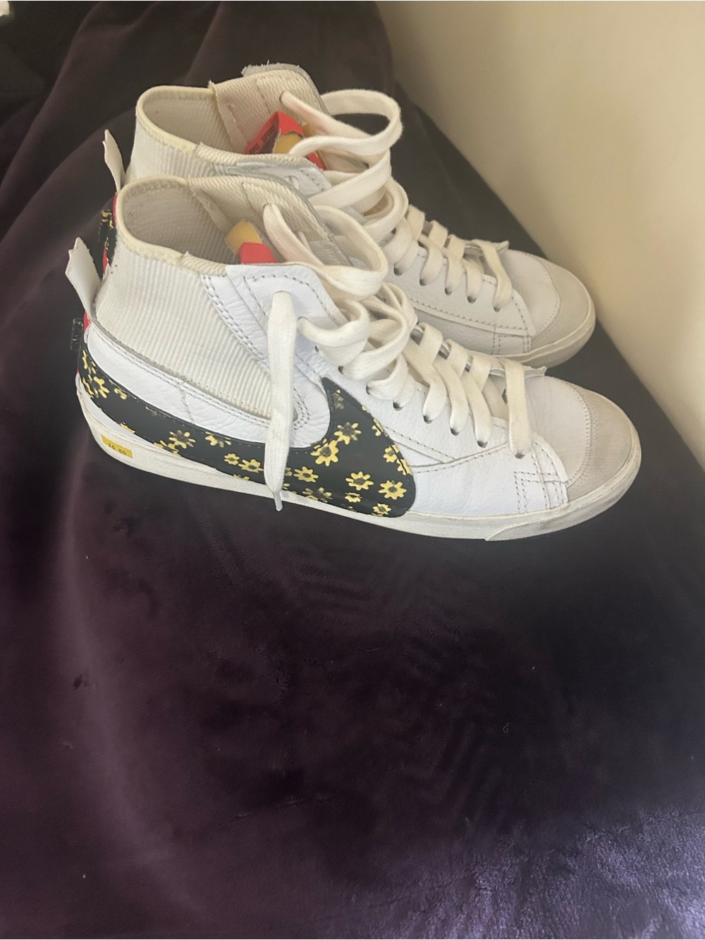 Nike Blazer Mid 77 JUMBO FLOWER SWOOSH